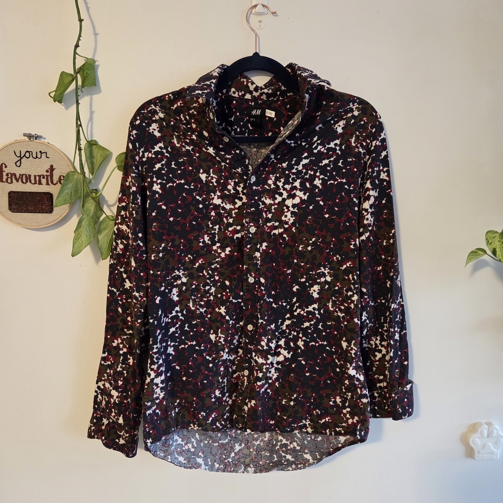 H&M Men's Abstract Pattern Button Down Shirt